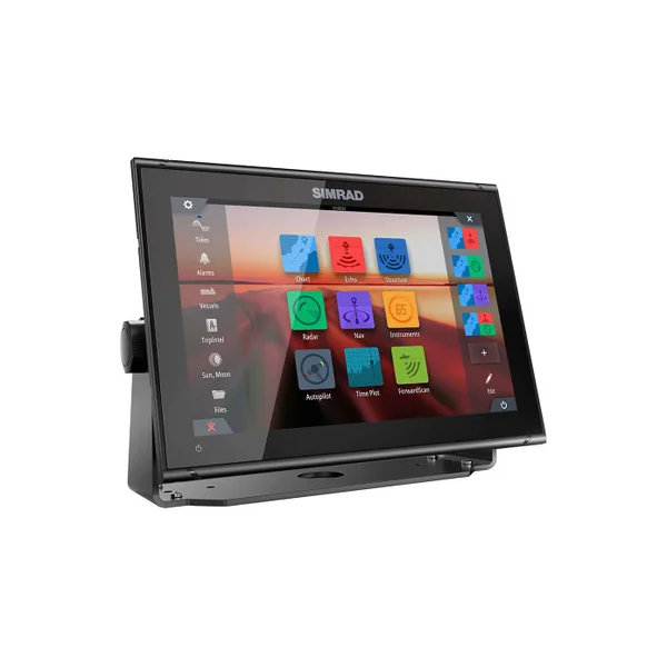 Simrad 000-14138-001 GO12 XSE Combo - w/ Navionics+ USA/Canada Charts